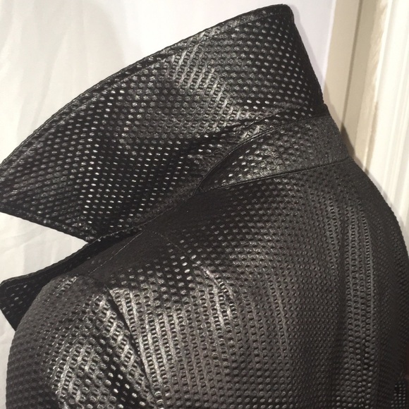 Rue21 black lightweight jacket - Picture 7 of 8